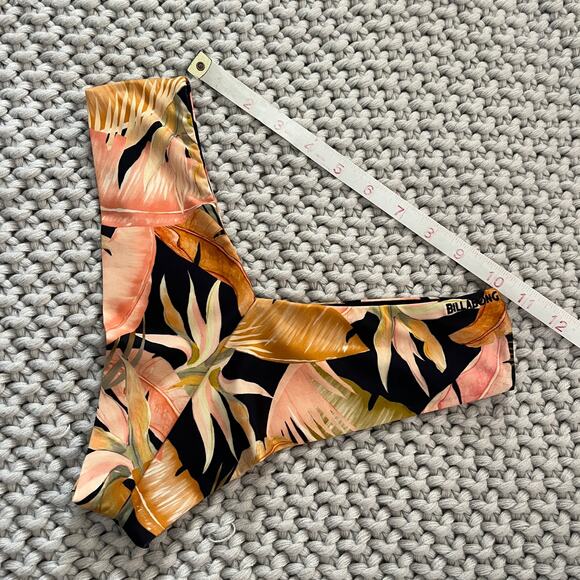 Billabong• Wave Tribe Fiji Bikini Bottom - Picture 7 of 7